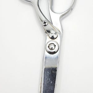Vintage Pinking Shears Silver 8" Canary