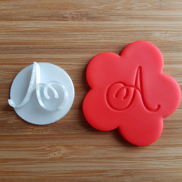 Kalligrafie monogram koekjesstempel of fondant reliëf alfabet stempel bruidstaart fondant reliëfstempel verloving glazuur glazuur stempel