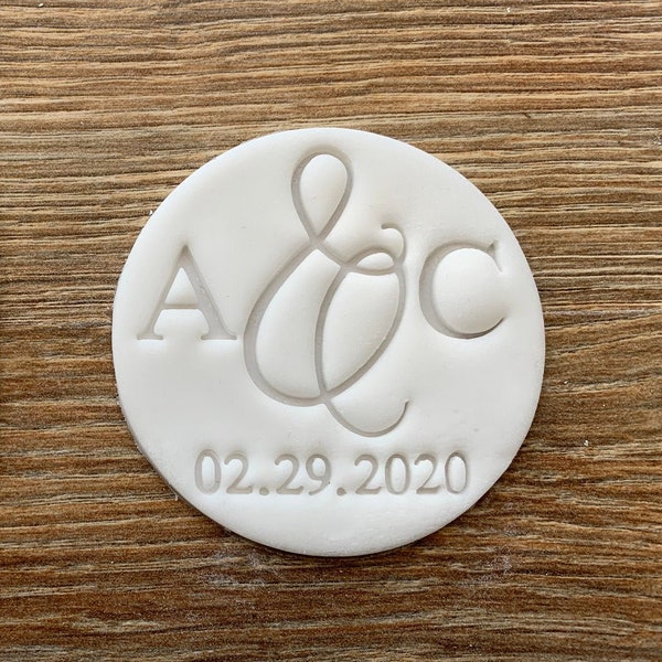 Benutzerdefinierte Hochzeit Cookie Stempel oder personalisierte Fondant Embosser mit Ihren Initialen ideal für Hochzeit, Verlobung oder Jahrestag Cookies