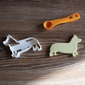 Pembroke Welsh Corgi Cookie Cutter Dog Breed Treat Cutter Puppy Cupcake Toppers Animal Cake Topper Gingerbread Coookie Cutter