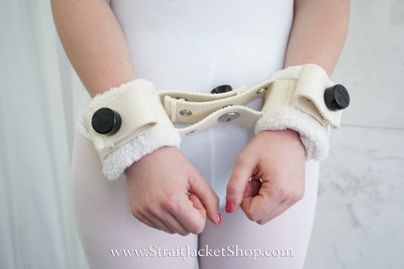 Pair of SOFT Restraining Cuffs With Segufix Locks / Asylum / Medical /  Magnetic / Handcuffs / Restraints / Bondage / for Wrists or Ankles -   Canada