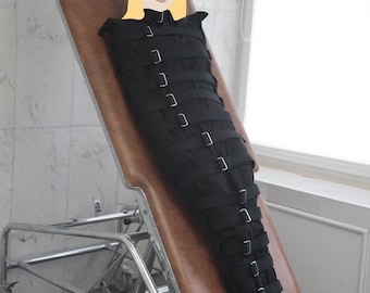 Zwarte bondage bodybag slaapzak - keurslijf mummificatie / asiel / huishouding / vergrendeld met ritssluiting en riemen / canvas