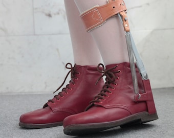 Orthopedic Boots with AFO Spring Leg Brace - Orthosis shoes / Ankle Foot Orthosis / Feet / Leather and Steel / Red / Medical / Handicapped