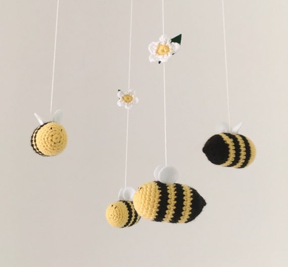 bee cot mobile