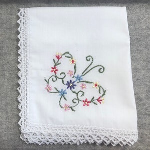 Gift Box of 5 Beautiful 100% Cotton Ladies Handkerchiefs with Fine Crochet Borders 3 Embroidered and 2 Plain Handkerchiefs in set. image 3