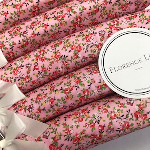 Florence Padded Clothes Hangers in Sets of 5 or 10 with the Bow Ribbon Detail, and a Swivel Hook by Florence Lilly FLORENCE PINK