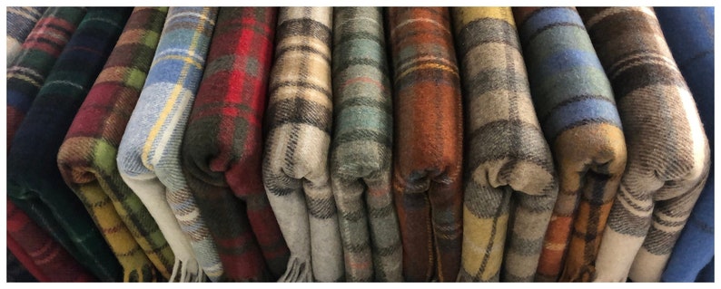 Couvertures à carreaux tartan en laine recyclée, jetés par Florence Lilly image 1