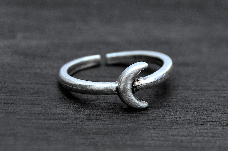 Dainty Crescent Moon Ring Bohemian Silver Midi Ring Cute Gift for Her