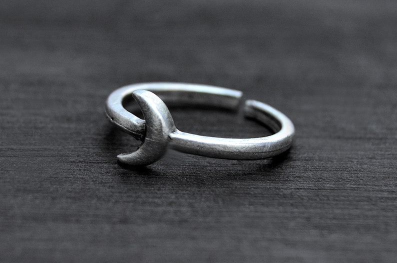 Dainty Crescent Moon Ring Bohemian Silver Midi Ring Cute Gift for Her
