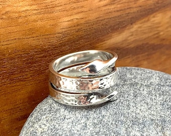 Sterling Silver Bypass Ring, Textured with a Twist,  Size 7.5, Free Shipping and Gift Wrap