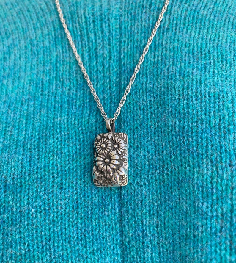 Silver Daisy Flower Necklace Free Shipping and Gift Wrap Etsy