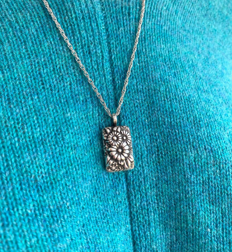 Silver Daisy Flower Necklace Free Shipping and Gift Wrap Etsy