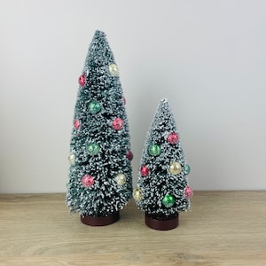 Green Sisal Bottle Brush Tree, with glitter and ornaments