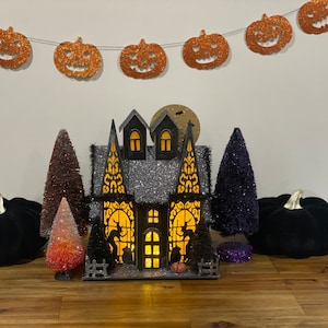 Halloween, Haunted House, Spooky, light up, witches, vintage house, Halloween decoration
