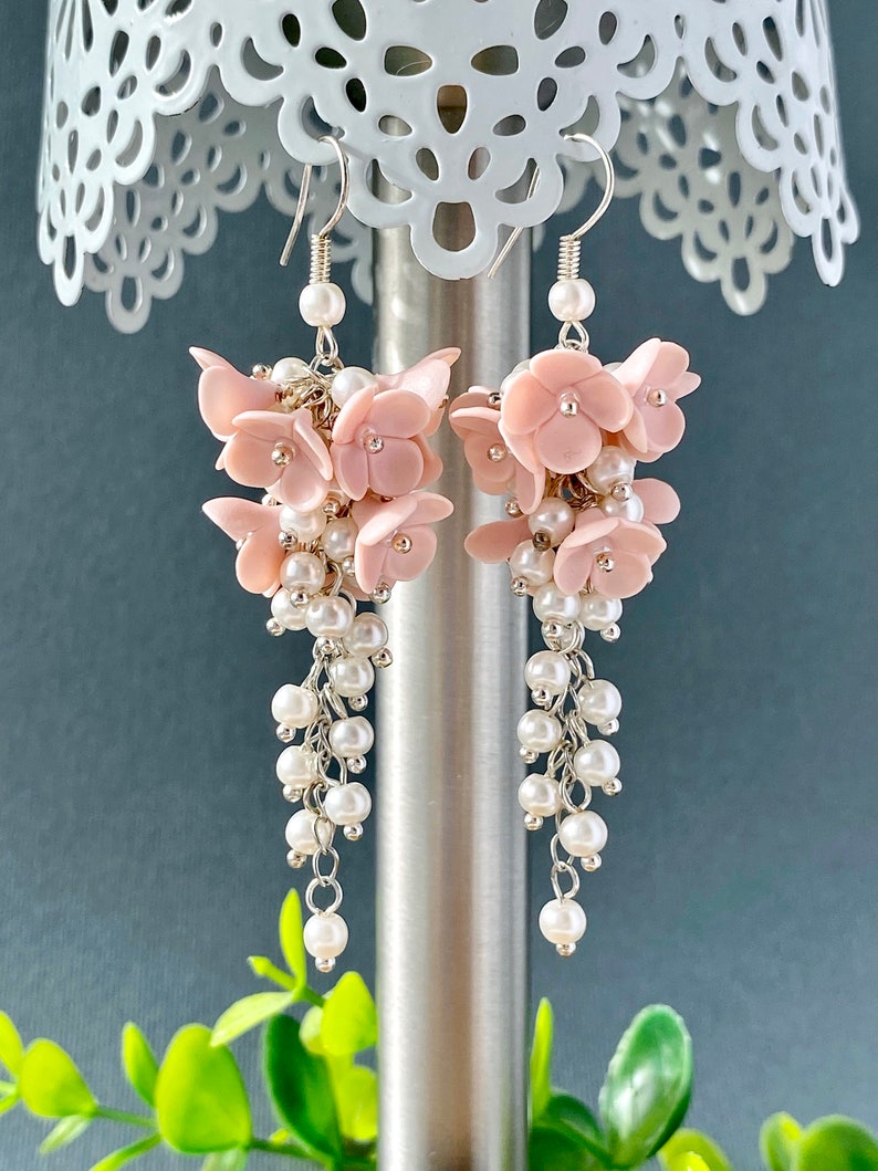 Bridal light peach earrings Pastel bride clusters earrings Cream flowers polymer clay Floral earrings Bridesmaid gift Pearl earrings image 3