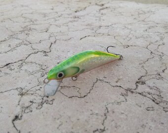 Shalow Runner Handmade Lure Yellow Green 5.5cm (2inch)