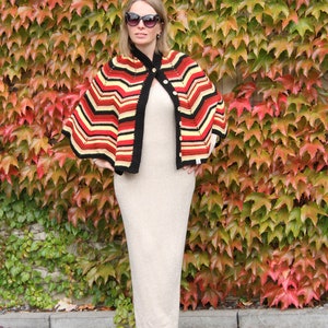 Chevron crochet poncho pattern Marigold One-size, Cloak pattern, Striped womens poncho, Cape coat pattern, Boho womens clothing patterns image 10