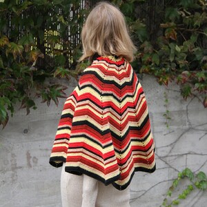 Chevron crochet poncho pattern Marigold One-size, Cloak pattern, Striped womens poncho, Cape coat pattern, Boho womens clothing patterns image 6