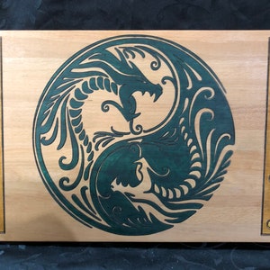 Drakar och träd Dungeon Master / Game Master-skärm - Massivt lövträ - DM-skärm i trä ~ En perfekt present! - Tillverkad i Kanada