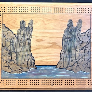 Il Signore degli Anelli Rectangular Cribbage Board - The Argonath- Hardwood -JRR Tolkien - Handmade in Canada - Fa un grande regalo