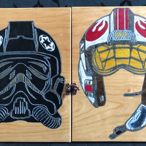 Star Wars Yin Yang/Pilots Dungeon Master / Game Master Screen - Cherry Hardwood - Wooden DM Screen - Perfect Gift - Made in Canada!