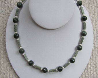 Green Stone Necklace - Green Russian Serpentine Necklace - Dark Green Stone Necklace - Natural Necklace