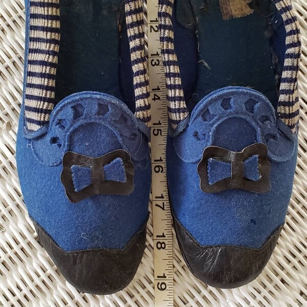 1940s Blue Wool Woman's Slippers sz 5.5