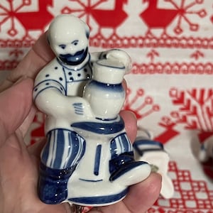 Gzhel miniature figurines Moscow Russia early 1990s souvenir porcelain figurine Folk art Russian ceramics Potter Couple on phone