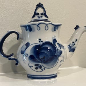 Small Gzhel teapot -  Made in Russia