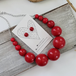Red chunky necklace with red wooden earrings, Red big beads necklace, Large red Necklace, Red beads necklace, Red wooden necklace for woman