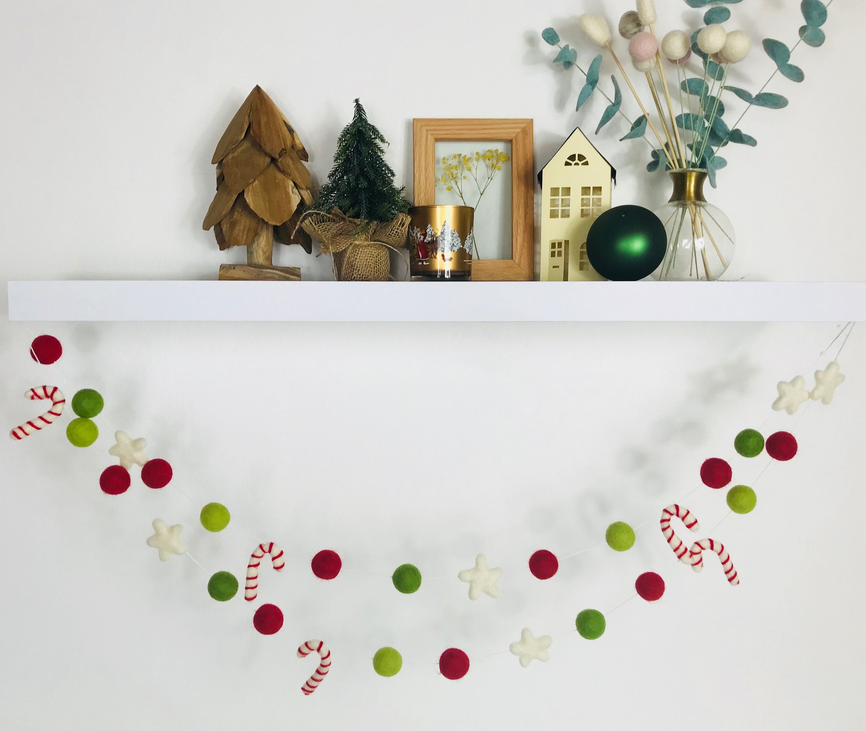 Nouveau Guirlande de Boule Feutre Noël avec Des Cannes à Sucre en Feutre, Décor Canne Vacances, Bunt