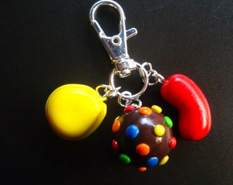 porte-clé en fimo bonbons candy crush, pendant bonbons en pate fimo, bricolage fait main en argile polymère, homme, femme