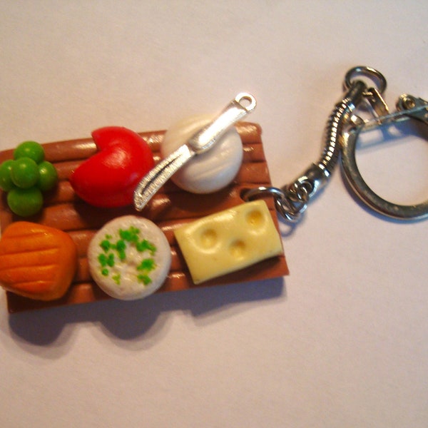 porte-clé plateau de fromages, pendant couteau en métal argenté, bricolage fait main en pate polymère, Fimo, homme, femme