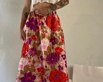 70s Handmade Quilted Floral Maxi Skirt / Vintage 1970s Cottage Core Prairie Long Skirt / Small