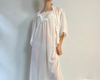 60s 'Bert Yelin' Union Made White Cotton Poly Night Gown Set / Small