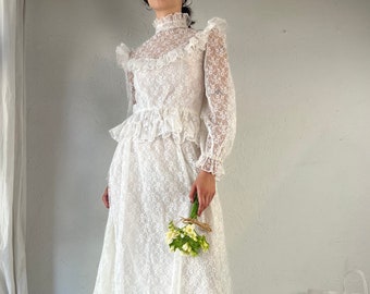 60s 70s Union Made Lace Wedding Dress / Small