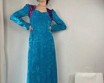 Vintage 70s 'Taj Mahal of California' Blue Velvet Maxi Dress / Small