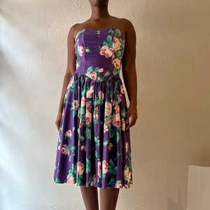 90s &#39;We Ltd&#39; Purple Floral Print Strapless Dress / Small - Medium