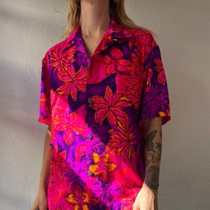 70s 'Tia' Pink Floral Button Up Shirt / Medium