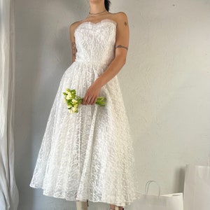 80s Handmade White Lace Strapless Wedding Dress / Small