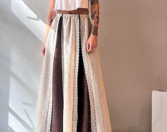 80s Lace Maxi Skirt / Small