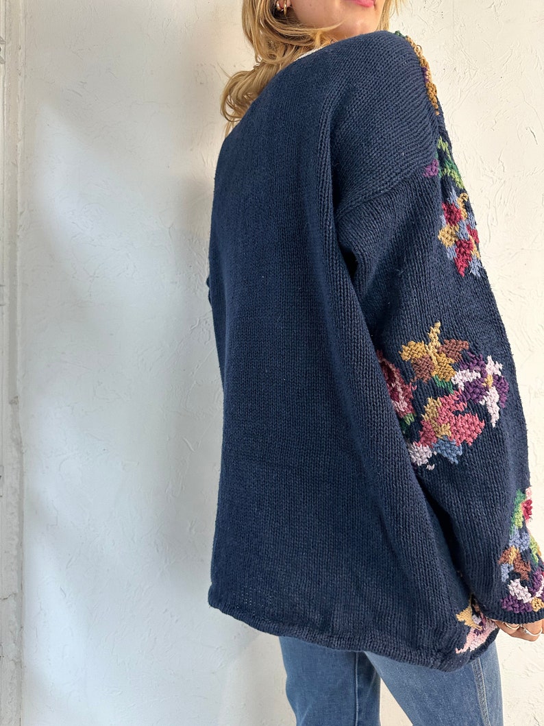 90s 'Import Workshop' Hand Knit Floral Sweater / Large