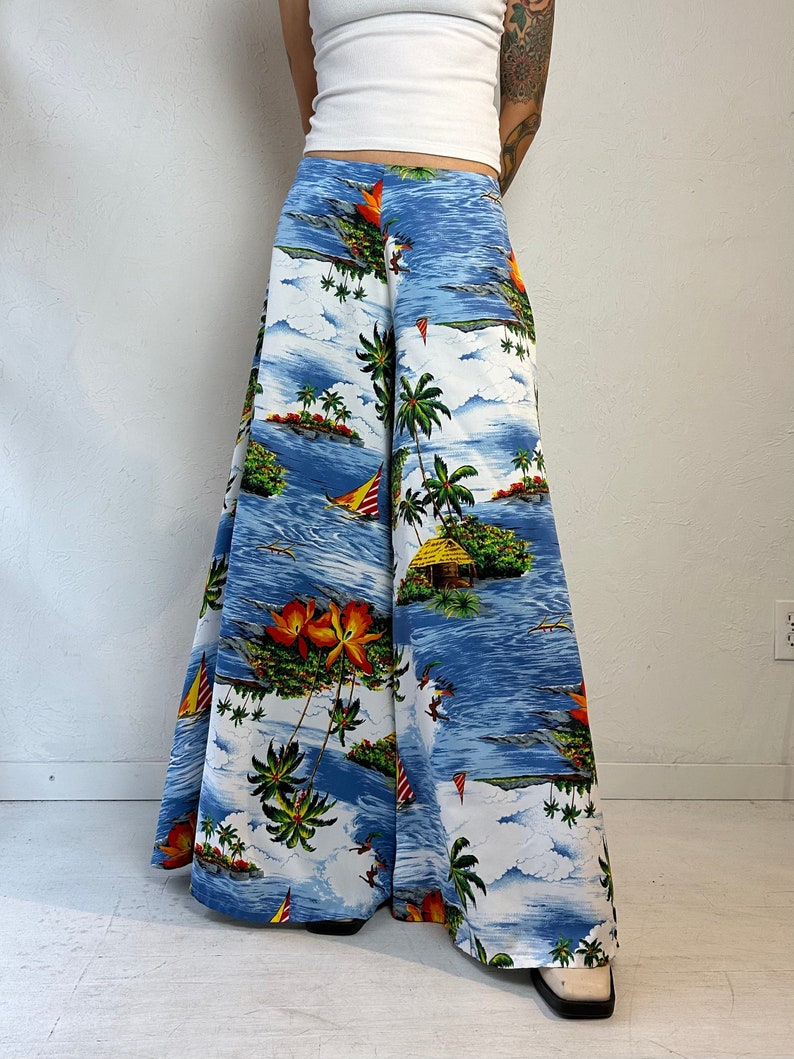 70s Hawaiian Print Extra Wide Leg Bell Bottoms / Medium