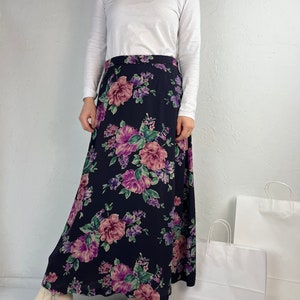 90s 'Jones New York' Floral Print Silk Maxi Skirt / Large