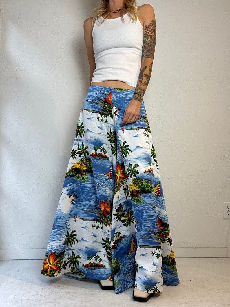 70s Hawaiian Print Extra Wide Leg Bell Bottoms / Medium