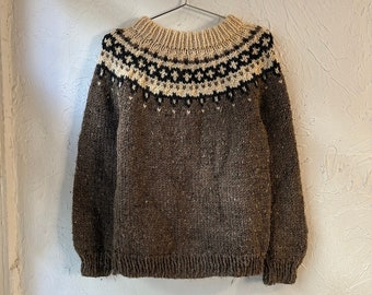 Vintage Kids Hand knit Fair Isle Sweater / 10