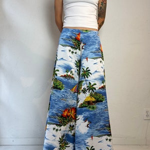 70s Hawaiian Print Extra Wide Leg Bell Bottoms / Medium