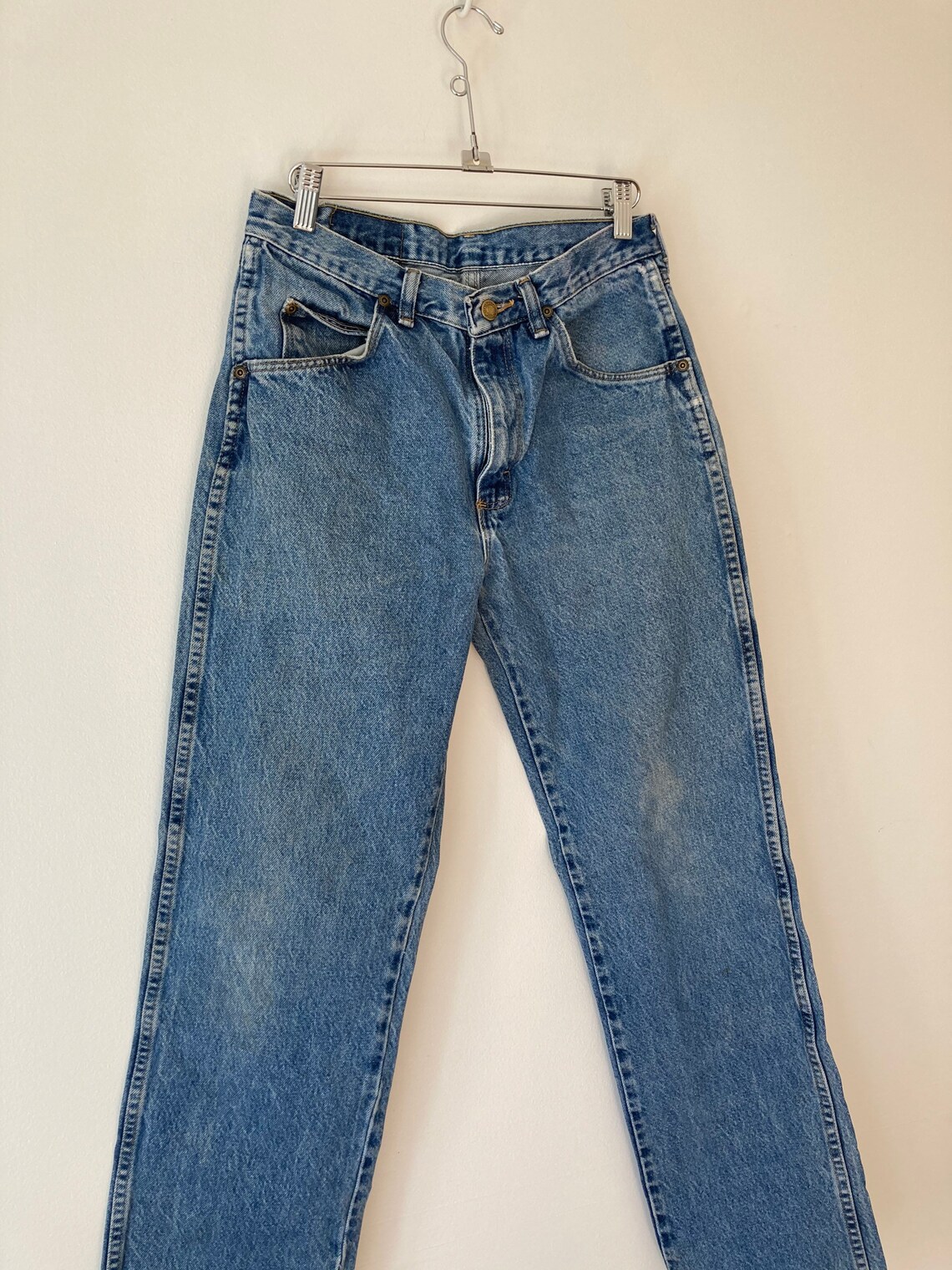 90s Wrangler Mid Rise Jeans // Medium Wash Denim // Size | Etsy