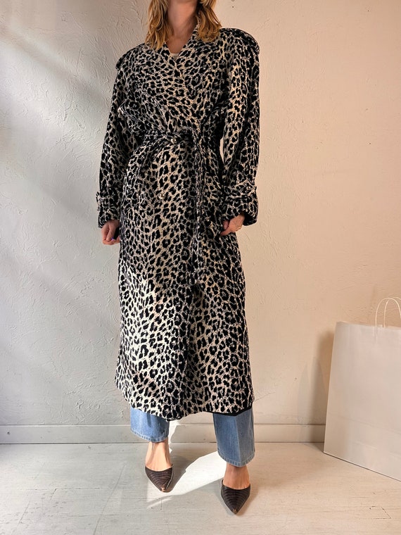 70s 'Towne House' Leopard Print Trench Coat / Med… - image 4