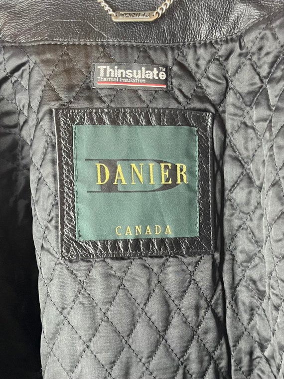 90s ‘Danier’ Black Padded Zip Up Leather Jacket - image 4